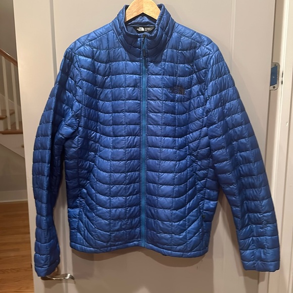 North face blue insulated jacket - brand new - Picture 1 of 7